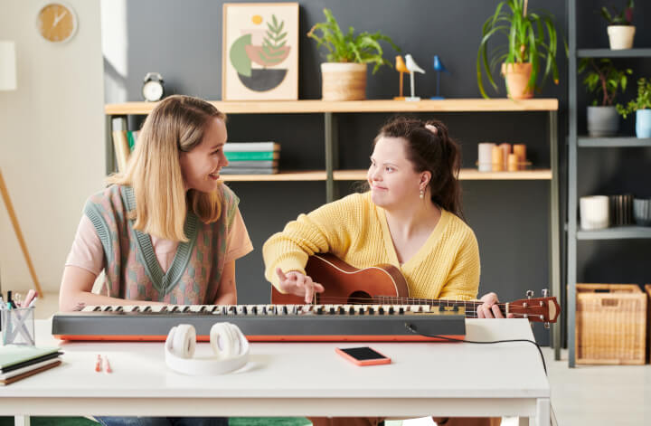 <span style="color:#f2c998!important;">Adults &amp; Teens</span>